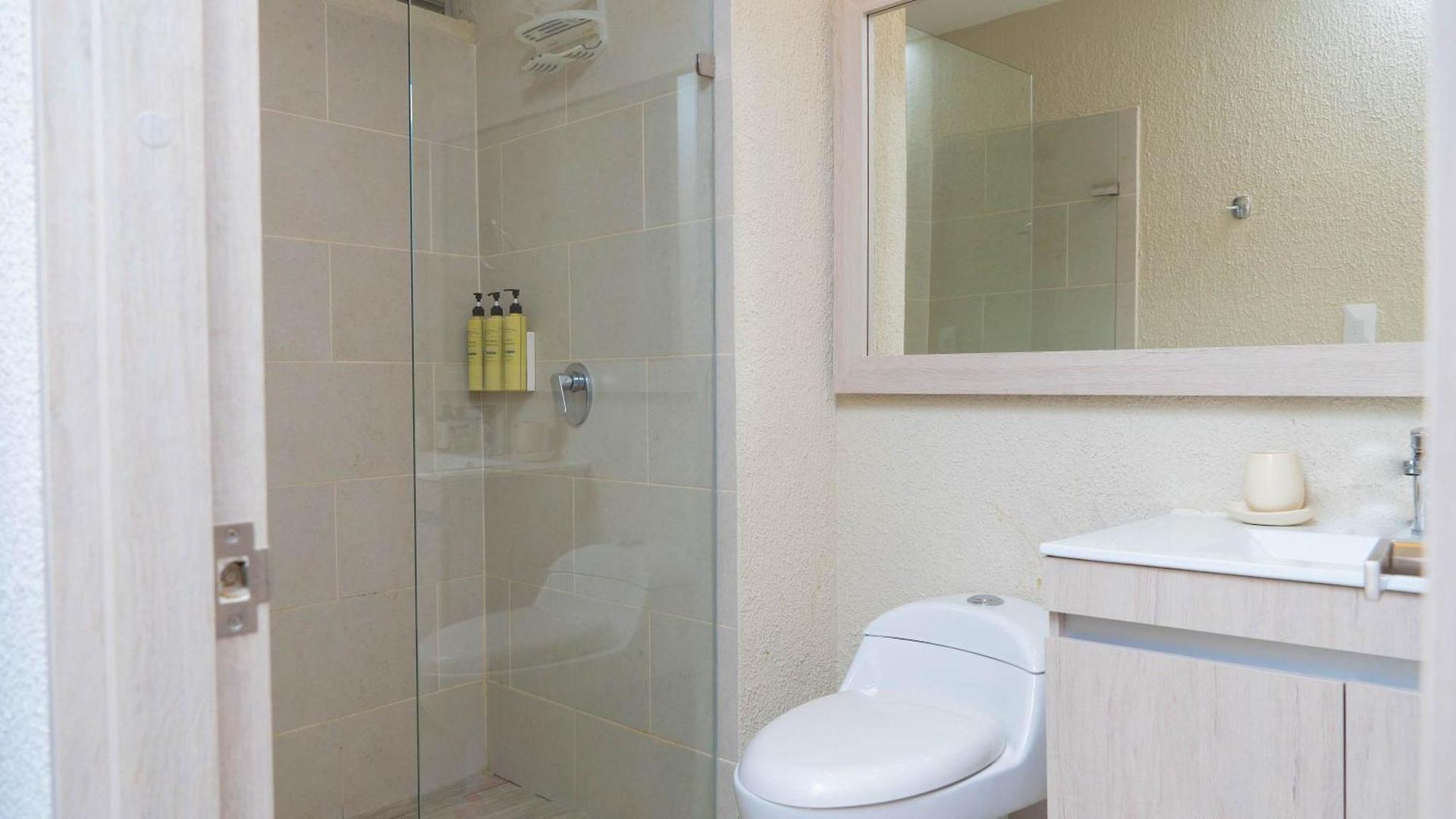 New & Comfortable 2 Bedroom In Cielo Mar By Huespedia *